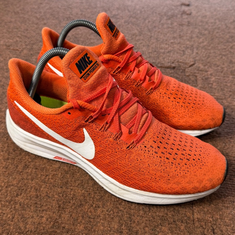 Nike Air Zoom Pegasus 35 Orange White Running Shoes Mens 8 942851-801 gym fit C+